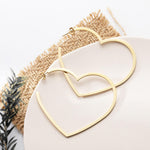 Load image into Gallery viewer, Heart huggie earring