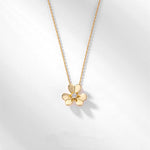 Load image into Gallery viewer, Diamond clover pendent