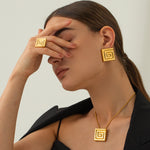 Load image into Gallery viewer, Spiral stud earring(gold)