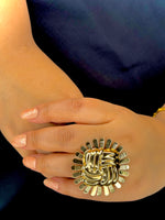 Load image into Gallery viewer, Big sunflower ring