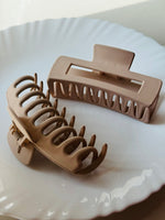 Load image into Gallery viewer, Matte large plastic hair claw clips