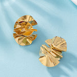 Load image into Gallery viewer, Vintage metal flower big earring