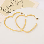 Load image into Gallery viewer, Heart huggie earring