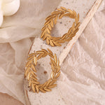 Load image into Gallery viewer, Leaf hoop design stud earring