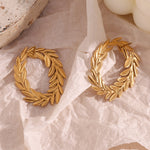 Load image into Gallery viewer, Leaf hoop design stud earring