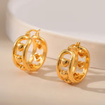 Load image into Gallery viewer, Hollow heart earring