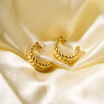 Load image into Gallery viewer, Double wheat c shaped earring