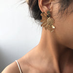 Load image into Gallery viewer, Metal gold half flower stud earring