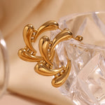 Load image into Gallery viewer, Dainty water drop stud earring