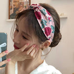 Load image into Gallery viewer, Rose floral knot headband