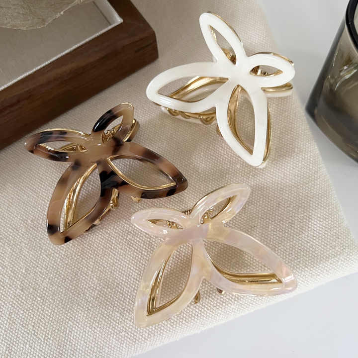 Hollow Butterfly Clip