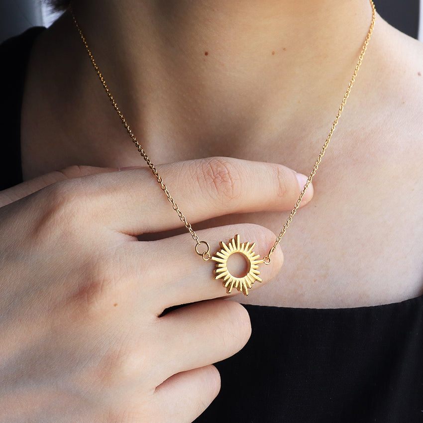 sun flower pendent