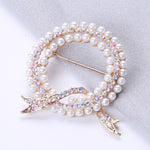 Load image into Gallery viewer, Pearl Round Broach Pin
