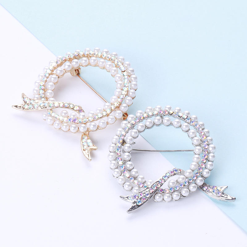 Pearl Round Broach Pin