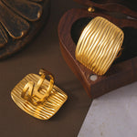 Load image into Gallery viewer, Vintage square shape ring
