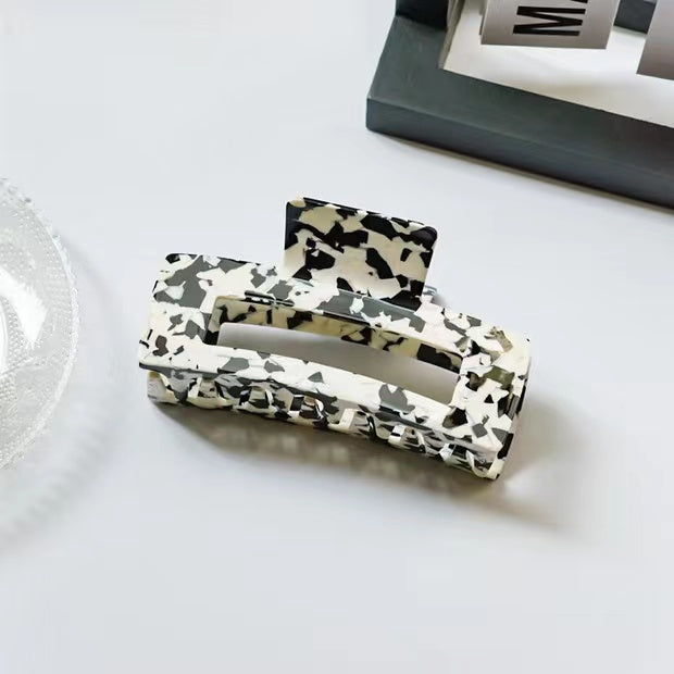 Black and White Rectangular Jambo hair claw