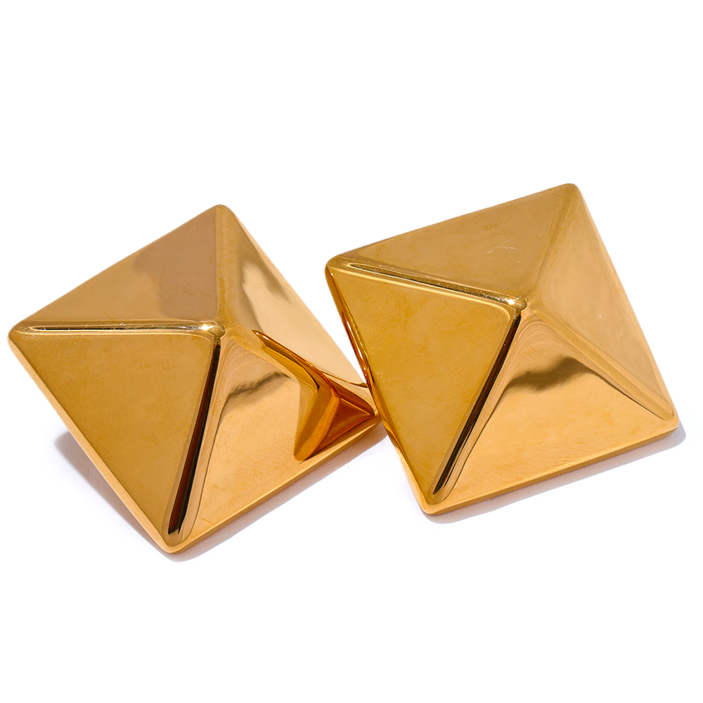 Big square stud gold earring