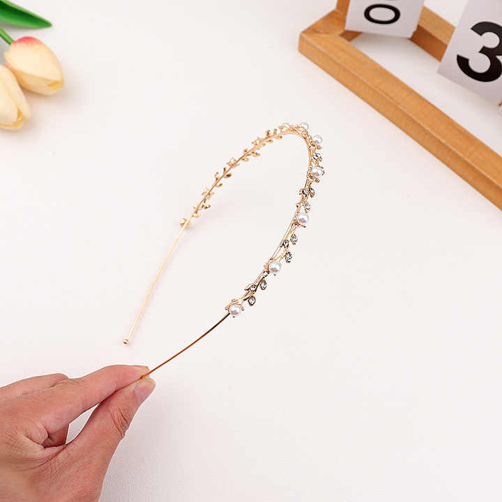 Women bridal headband