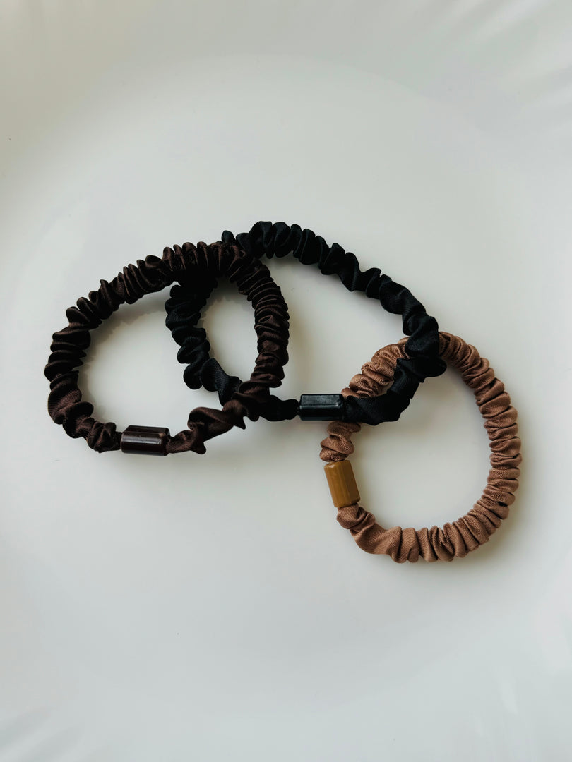 Sprial curly telephone cord hair tie