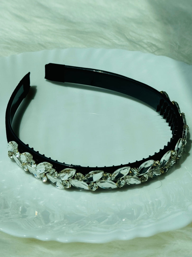 Diamond Leafage Shape Headband