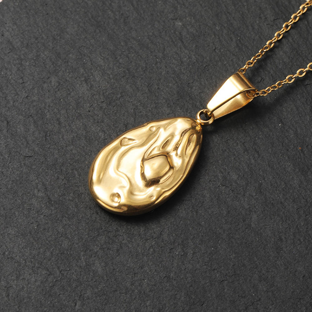 Lava Irregularly Folded Water Droplet Square pendent neckless