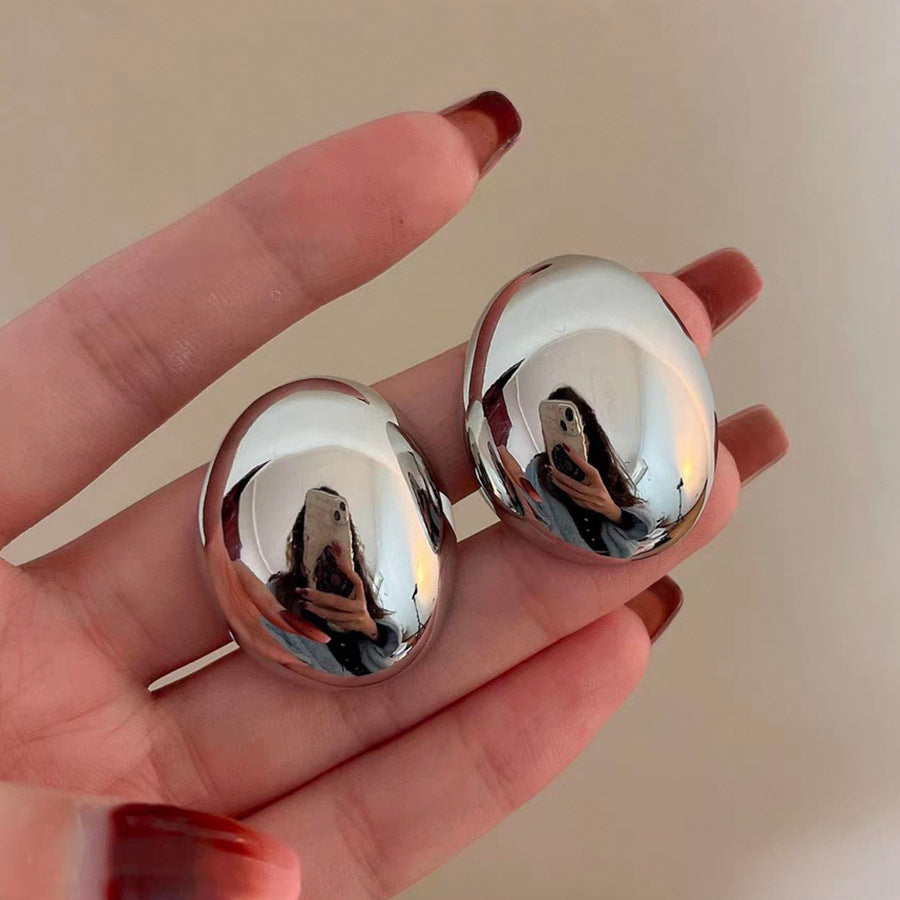 Ovel egg shape chunky stud earring