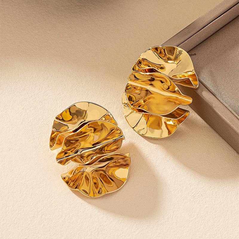 Vintage metal flower big earring