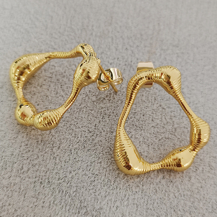 lrregular spring shape earring