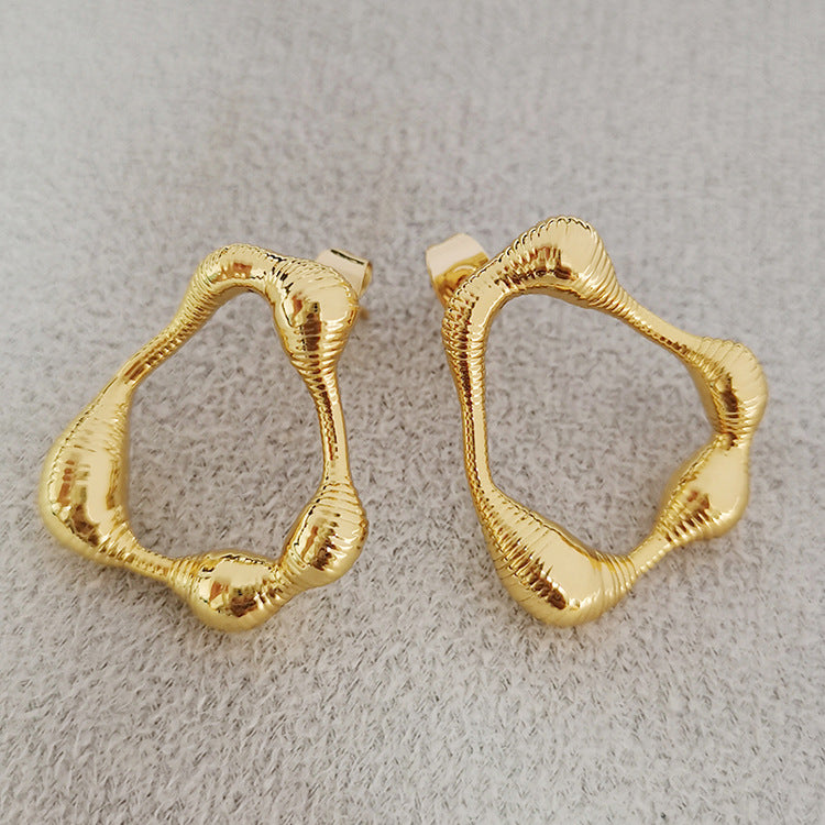 lrregular spring shape earring