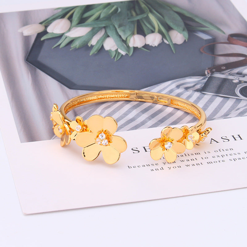 Clover lucky bracelet