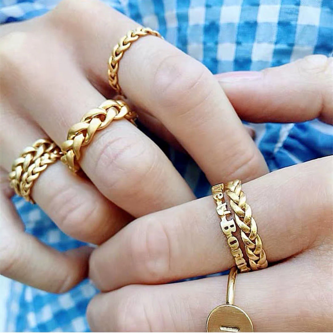 Twist rope link chain ring