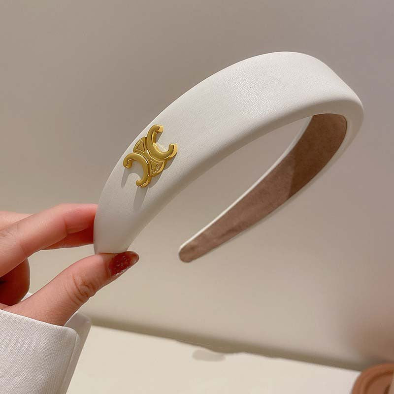 Elegant leather hairband