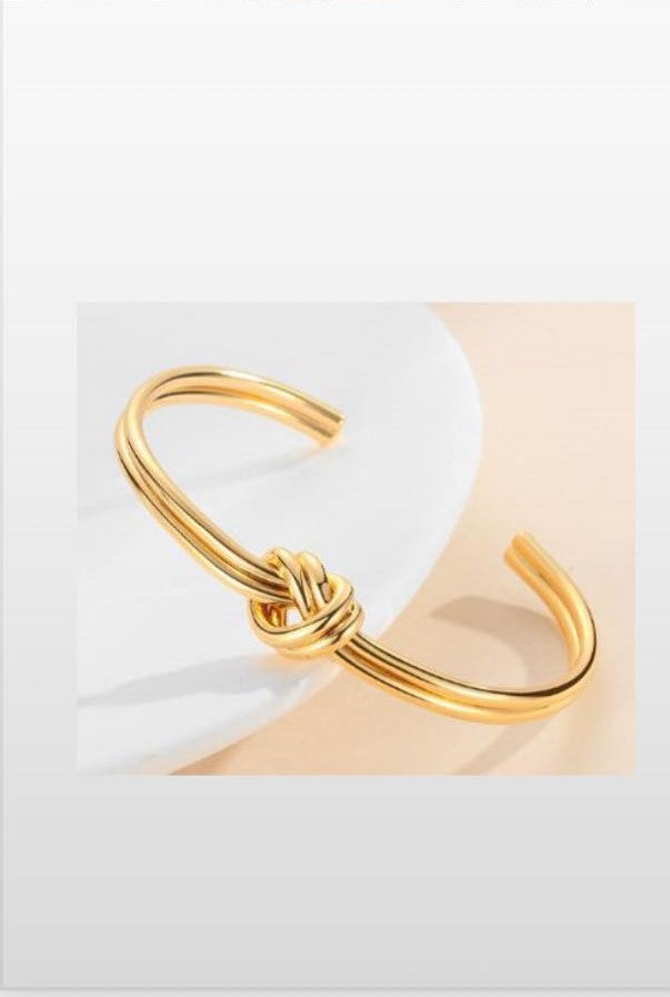 Knot open bangle