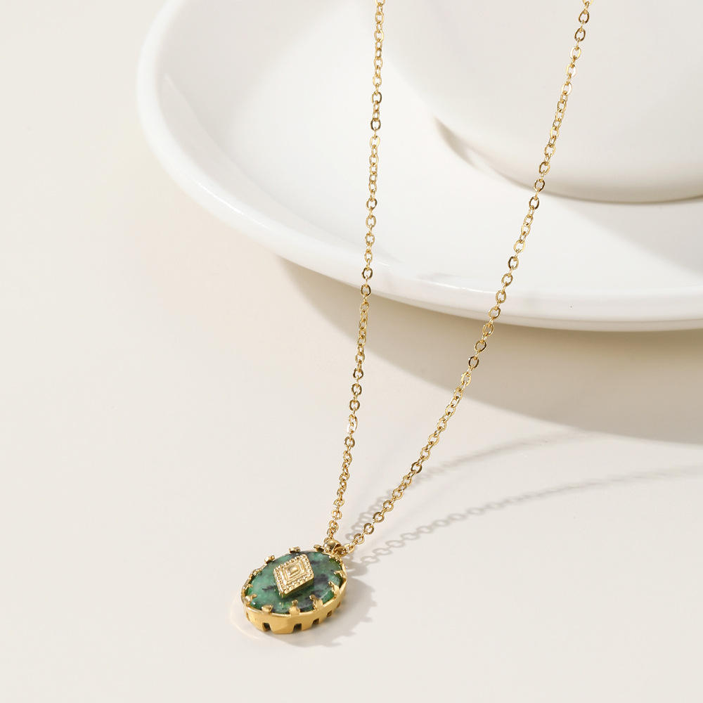 African pine Stone Pendants Necklace