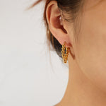 Load image into Gallery viewer, Triangular water drop shape earring
